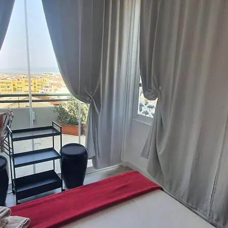 Adom Belvedere شقة